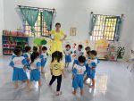 Hưởng ứng tuần lễ áo dài