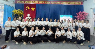 TRƯỜNG MẦM NON ĐỊNH AN TRÂN TRỌNG CHÀO MỪNG 43 NĂM NGÀY NHÀ GIÁO VIỆT NAM 20/11 🎉