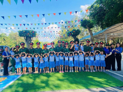 HOẠT ĐỘNG TRẢI NGHIỆM Ý NGHĨA CỦA CÁC BÉ TRƯỜNG MẦM NON ĐỊNH AN - NHÂN DỊP KỶ NIỆM 81 NĂM NGÀY THÀNH LẬP QUÂN ĐỘI NHÂN DÂN VIỆT NAM (22/12/1944 - 22/12/2025)